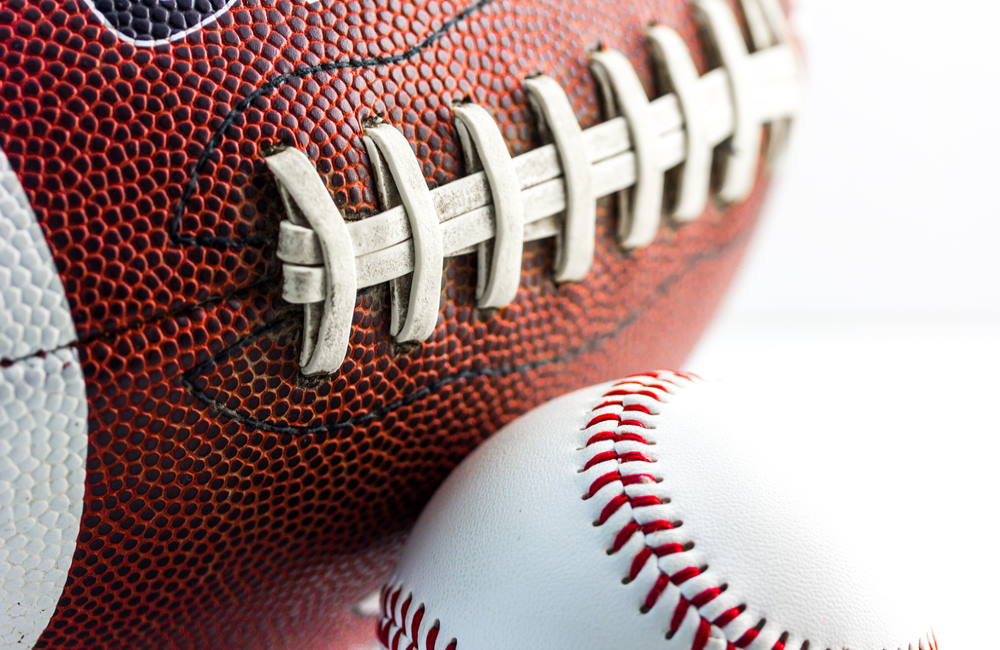 CLOSER 1 MIGHTY MIX Football Baseball Group Breaks The Clubhouse